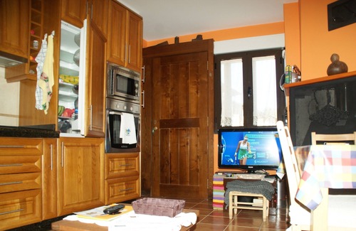 Santa Cruz de los Cuerragos Cottage | Cottage in Sierra de la Culebra, Biosphere Reserve. Wolf observation.