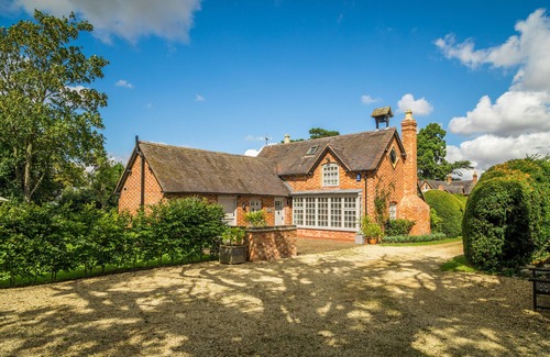 Wickhamford Cottage | Cotswold Country Cottage, peaceful Cotswolds location Worcesterhire border