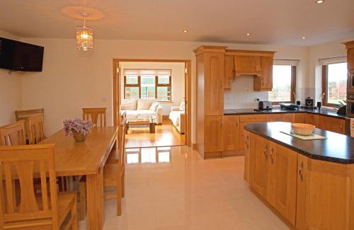 Cleggan House | Cottage 238 – Cleggan