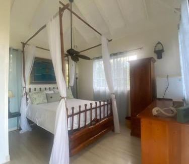 Robins Bay Bed & Breakfast | Cottage at Forever