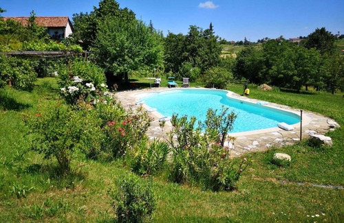 Montaldo Bormida Cottage | Cottage 'Cascina Risotto' with Private Pool, Wi-Fi and Air Conditioning