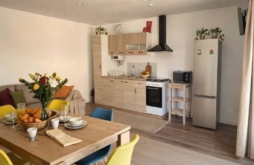 Valenca Apartment | Cottage Com Piscina Partilhada em Valença