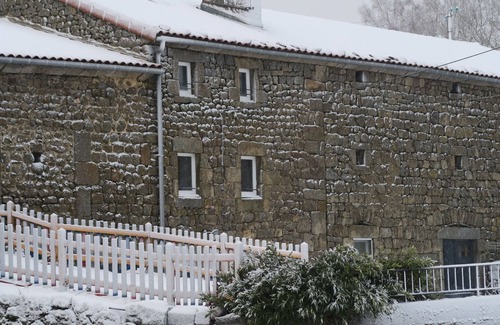 La Besseyre-Saint-Mary Cottage | Cottage for 10 with 4 bedrooms and 3 bathrooms, pets allowed