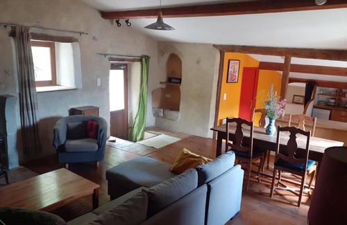 Ponet-et-Saint-Auban Cottage | Cottage 'Gite De Pascal Et Virginie' with Mountain View, Private Terrace and Balcony