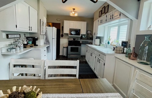 Crivitz Cottage | Cottage in Crivitz with access to full recreation Lake Noquebay