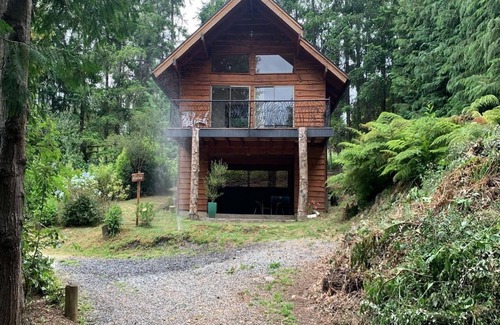 Villarrica Cabin | Cottage, inserted in condominium with heated swimming pool