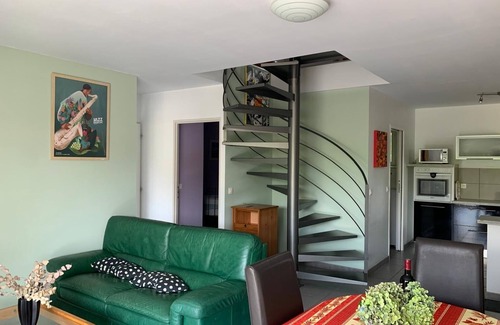 Serres-Castet House | Cottage labeled cottage of France with swimming pool, in the countryside between sea and mountains