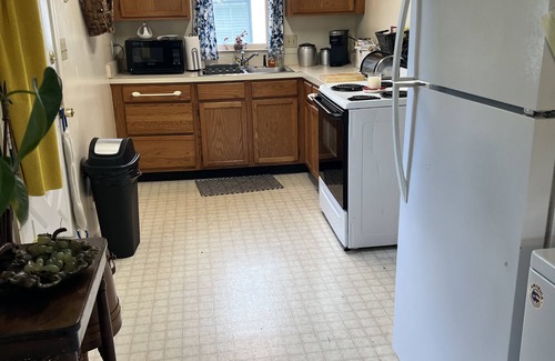 Fairview Beach Cottage | Cottage on the Potomac River