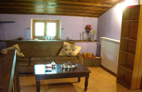 Gualdo Tadino House | Cottage plus dependace in all 14 beds.