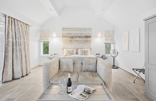 Brayford Hotel | Cottage Suite 2, Kentisbury Grange - a suite that sleeps 2 guests in 1 bedroom