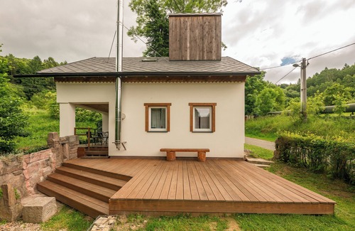 Chvalec Cottage | Cottage under the forest on the Trutnov Trails