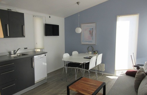 Ronbjerg House | Cottage with panoramic views of the Limfjord and Legind Mountains