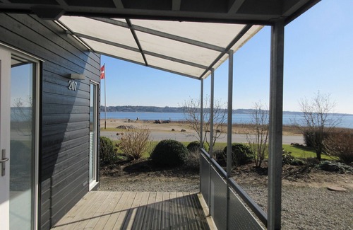 Ronbjerg House | Cottage with panoramic views of the Limfjord and Legind Mountains