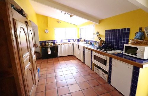 Montbrun Cottage | Cottage with pool - panoramic views over the Lot Valley with WiFi