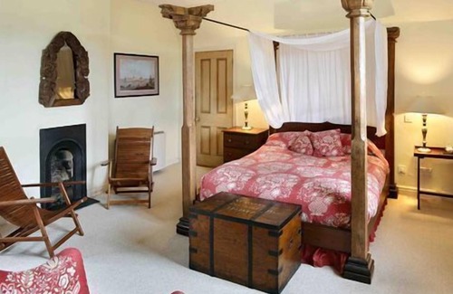 Whitchurch Cottage | Cotton Cottage has some unique features, including a Jacobean style turret.