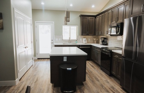 Overgaard Cabin | Cougar Canyon Unit C