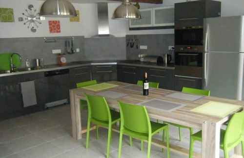 Saint-Sulpice-de-Faleyrens Cottage | Country Cottage/Gite - ST SULPICE DE FALEYRENSHouse with garden