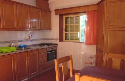 Guimaraes House | Country house situated in a quiet area between Guimarães and Braga