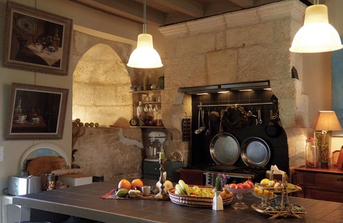 Angouleme Bed & Breakfast | Country bed and breakfast in the city