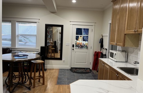 Regional District of Nanaimo Apartment | Country Blue is close to forest trails and beach