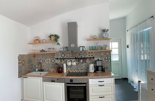 Sebes Cottage | Country Cottage - cosy, chill and romantic spaces in and out perfect for couples