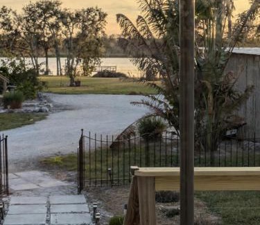 Braden River House | Country Cottage on Lake Manatee