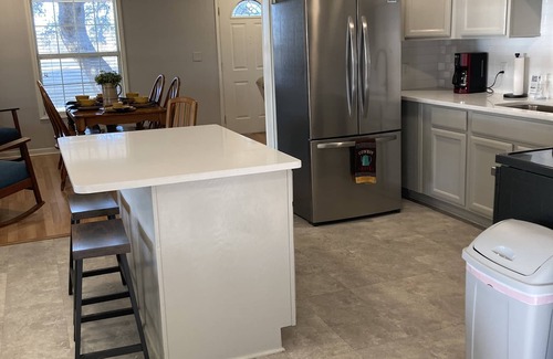 Coleman House | Country Getaway at Eleven Oaks Ranch…Coleman, Texas