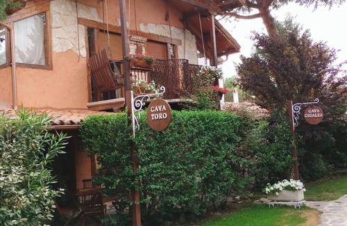 Olmedo Apartment | Country house 2 bedrooms - 6 people: Cozy country house