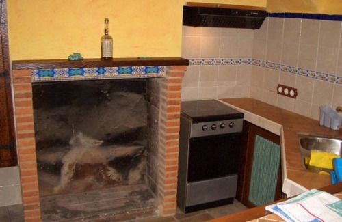 Bocairente House | Country House 'Casa Gimeno' with Mountain View, Wi-Fi and Air Conditioning