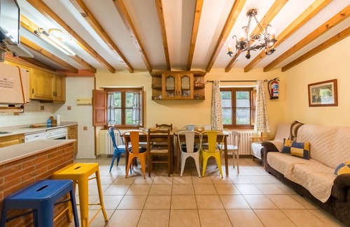 Cillorigo de Liebana House | Country House 'El Agero' with Mountain Views, Private Terrace and Wi-Fi