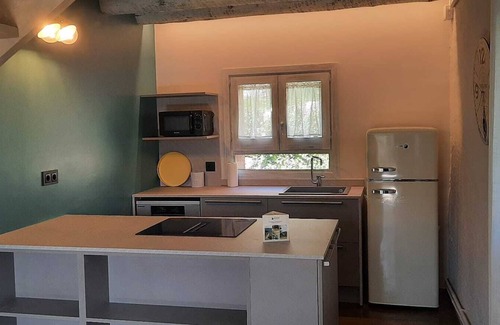 Oden House | Country House 'El Racó D'Espunyes' with Mountain View, Private Pool and Wi-Fi