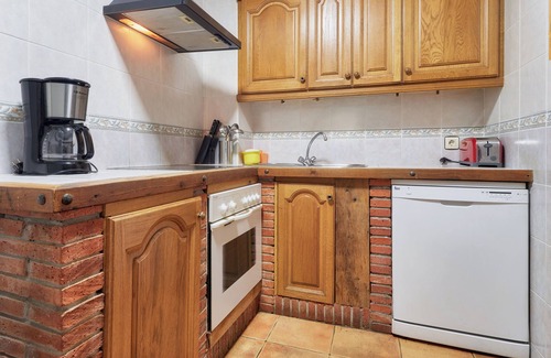 Boca de Huergano House | Country House 'Aldaron' with Mountain View, Private Garden and Wi-Fi