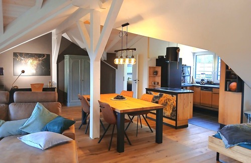 Buch Cottage | Country House 'Hof Sorgenfrei' with Mountain View, Wi-Fi and Air Conditioning