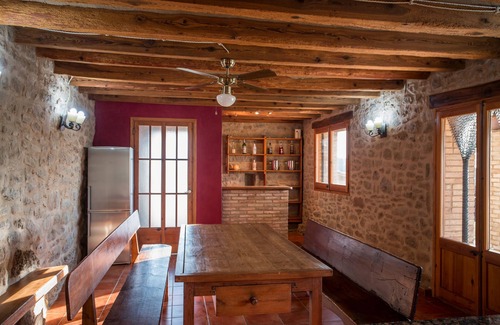 Solsona House | Country House 'La Cajola' with Mountain View, Private Pool and Wi-Fi