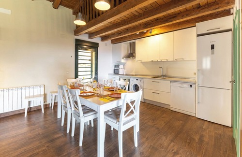 Piedralaves House | Country House 'La Morada De Piedralaves' with Mountain View, Private Pool and Wi-Fi