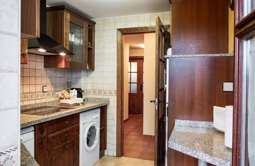 Candelario House | Country House 'Las Puentes 2' with Mountain View, Private Garden and Wi-Fi