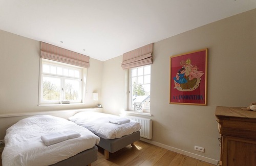 Profondeville House | country house tastefully renovated, large garden, pool, bowling - 14 pers.