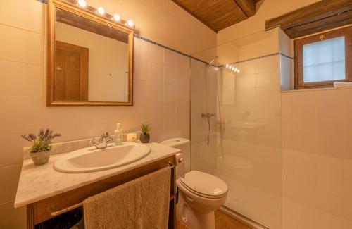 Camos Cottage | Country house with private pool and barbecue. 5 minutes from Banyoles