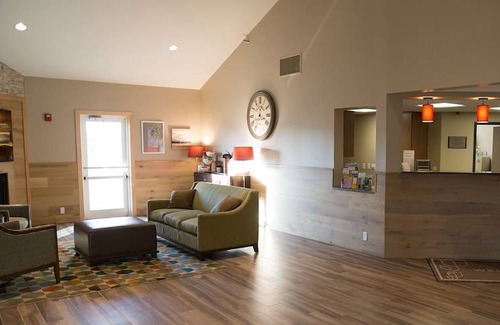 Brainerd Hotel | Country Inn & Suites by Radisson, Baxter, MN