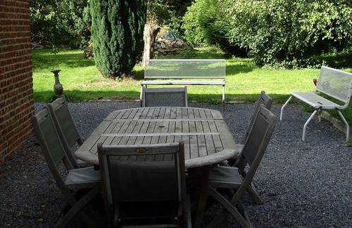 Mondrepuis House | Country property not overlooked