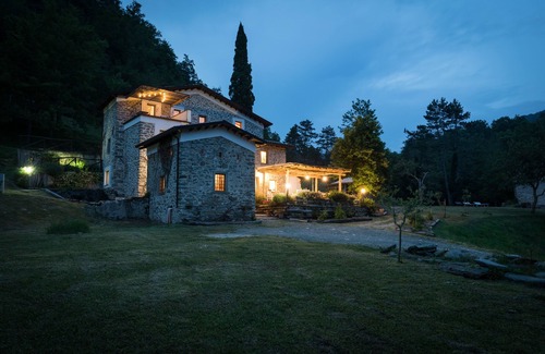 Arlia House | Country retreat in the northern Tuscan hills near 5 Terre