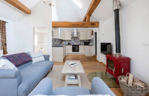 South Chailey House | Countryside Barn Retreat in Chailey|Pass The Keys