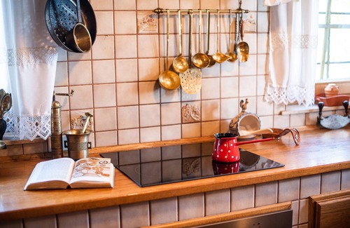 Krsko Villa | Countryside Villa with Kirami Hot Tub