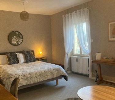 Martizay House | Coup de cœur en Brenne Chambre et table d hôte