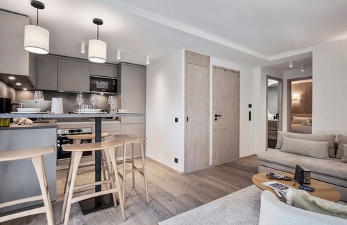 Le Praz Apartment | Courchevel Le Praz: Apt 36m², 2 adults + 2 kids, Wifi, Parking