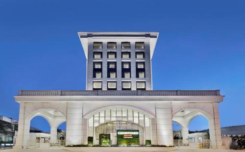 Nagavara Hotel | Courtyard by Marriott Bengaluru Hebbal