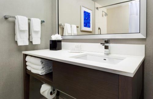 Cambridgeport Hotel | Courtyard by Marriott Boston Cambridge