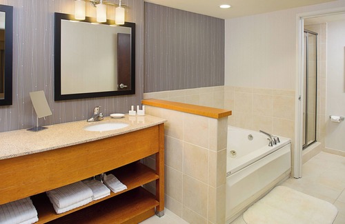 Montvale Hotel | Courtyard by Marriott Montvale