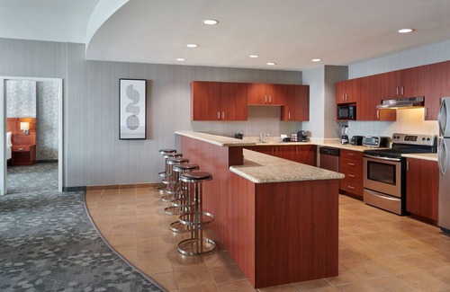 Ottawa Division Hotel | Courtyard by Marriott Ottawa East