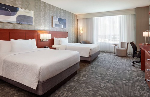 Ottawa Division Hotel | Courtyard by Marriott Ottawa East